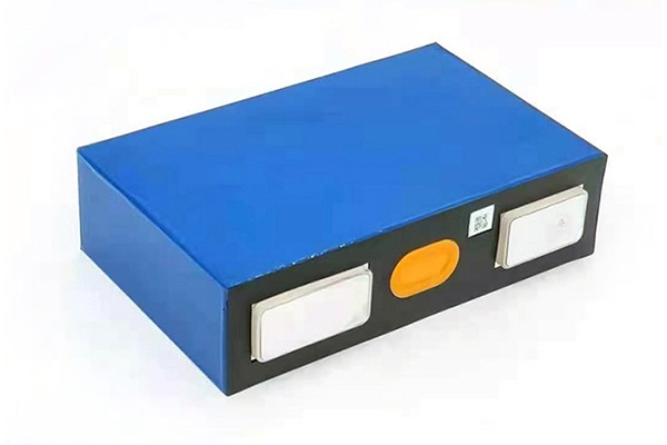 激光清洗動(dòng)力電池表面藍(lán)膜，助力電池行業(yè)高速發(fā)展